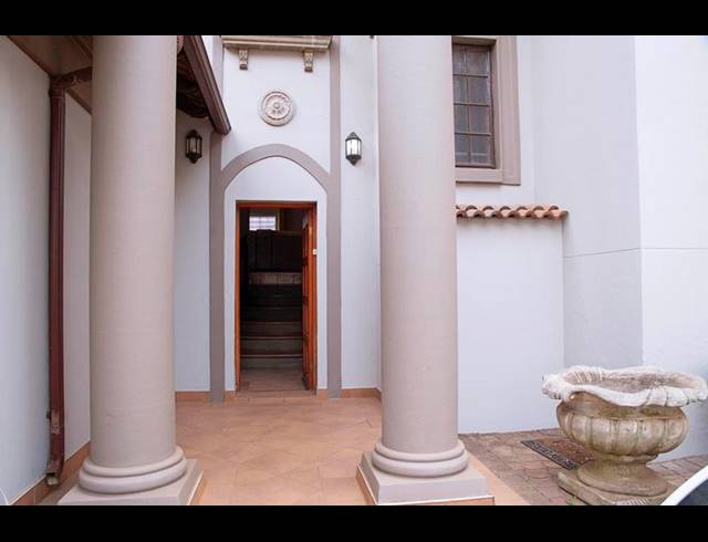 3 BEDROOM TOWNHOUSE FOR SALE IN FAERIE GLEN